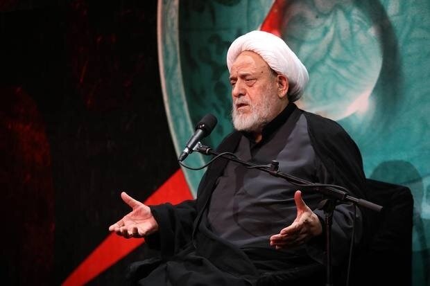 کل خیر فی الحسین؛ بزرگترین خسارت جدایی از حسین (ع) است