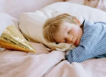 ۸ عادت اشتباه قبل از خواب کودکان / چرا عادت‌های قبل از خواب مهم هستند؟