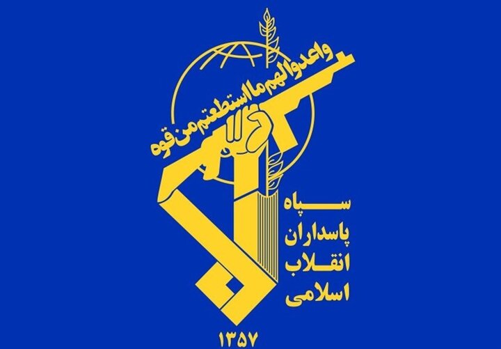 تا زمانی که شرارتهای آمریکا در منطقه ادامه دارد، تنگه هرمز بسته است