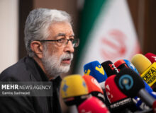 حداد عادل: آقا مجتبی یک نور بود که وارد خانه ما شد