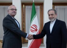 دیدار سفیر جدید ایرلند در ایران با عراقچی