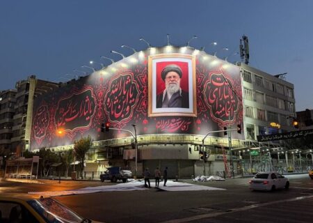دیوارنگاره «آقای شهید ایران» رونمایی شد