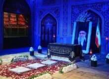 رونمایی از نماد مزار مطهر رهبر شهید انقلاب در میدان آزادی