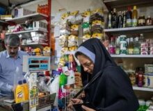 سوپرمارکت‌های مسیر تشییع ۲۴ ساعته شدند