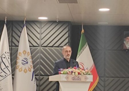 اسحاقی: میراث رهبر شهید ایران قوی و عزیز است