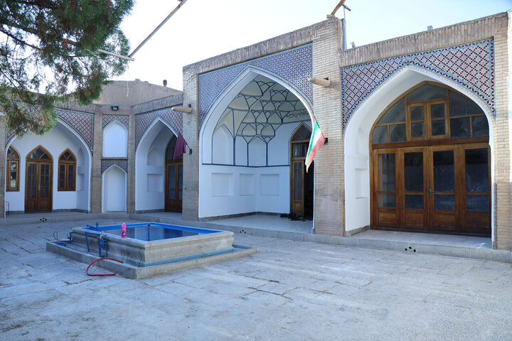اصفهان میزبان ۱۵ ساله شیخ‌الرئیس؛ مدرسه‌ای که «شفا» را به پایان برد