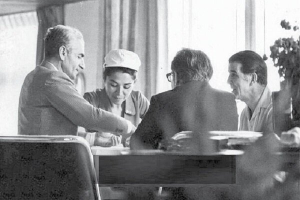توهمی که پهلوی را به فکر تغییر تاریخ انداخت/ایدئولوژی باستانگرایی شاه