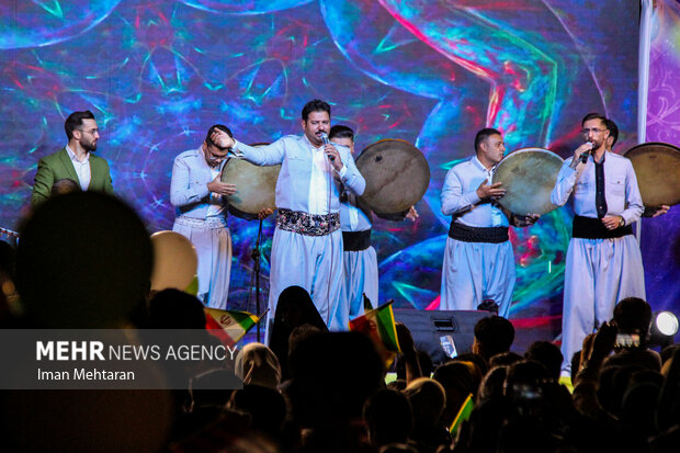 جشن امت احمد(ص) به میزبانی شهرستان جوانرود