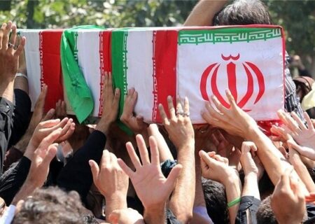 خاموشی: مادر شهید شمشادیان برای خلبانان جوان هوانیروز مادری دلسوز بود