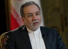 دانش آموزان مدرسه میناب به یک حماسه تبدیل شدند