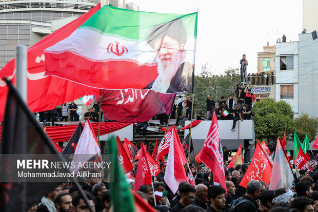 رادیو روایتگر چهلمین روز تشییع تاریخی «آقای شهید ایران»