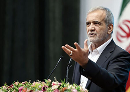 رهبر شهید وحدت اسلامی را اصلی راهبردی برای عزت، استقلال می‌دانستند