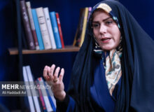 زن خانه‌دار؛ نیروی کار نامرئی که بیمه و امنیت اقتصادی ندارد