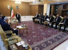 عارف پیشنهاد تشکیل اتحادیه کشورها و مناطق فارسی‌زبان را مطرح کرد