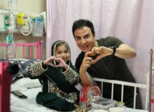 عمو پورنگ در مرکز طبی کودکان+ عکس