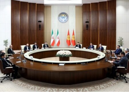 پزشکیان: امنیت منطقه در گرو نفی مداخله بیگانگان است