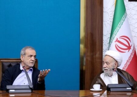 پزشکیان: مسجد یکی از ظرفیت‌های مؤثر در ارتقای سطح سواد عمومی است