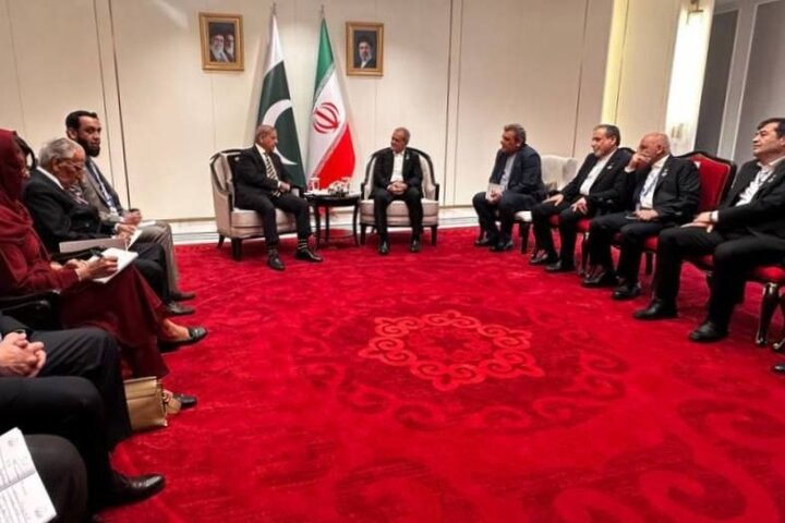 پزشکیان: کشورهای اسلامی اختلافات خود را بدون مداخله بیگانگان حل‌ کنند