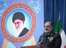 پیام تبریک امیر دریادار ایرانی به مناسبت روز خبرنگار