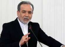 پیام عراقچی به مناسبت روز خبرنگار؛ قدردانی از روایت خبرنگاران در جنگ