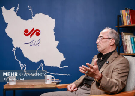 آشتیانی:دشمن باید بفهمد کت تن کیست؛آمریکا به دیوار سخت ایران خورده است