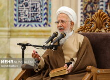 آیت الله جوادی‌آملی: توحیدباید در همه شئون زندگی انسان ظهور داشته باشد