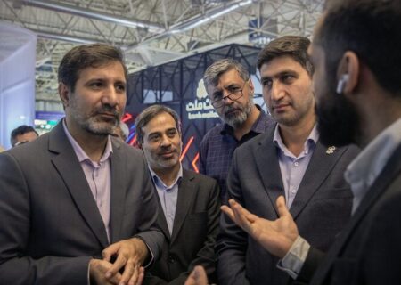 بازدید سخنگوی شورای نگهبان از نمایشگاه الکامپ و گفت‌وگو با کارآفرینان