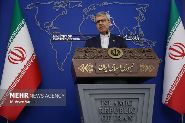 بقائی: هیچ دولت مستقلی تسلیم فشار و ارعاب آمریکا نمی‌شود