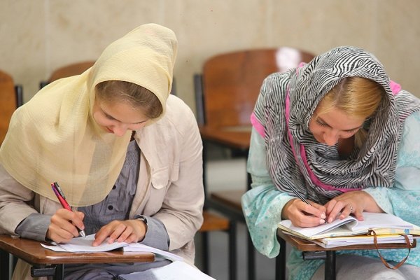 ثبت نام آزمون بسندگی زبان فارسی ویژه دانشجویان بینالملل ۱۴۰۵ آغاز شد