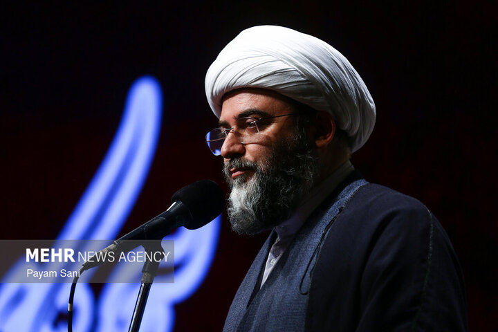 حجت‌الاسلام قمی: فدای این مردم که رسم عزت را از امام‌شان آموخته‌اند