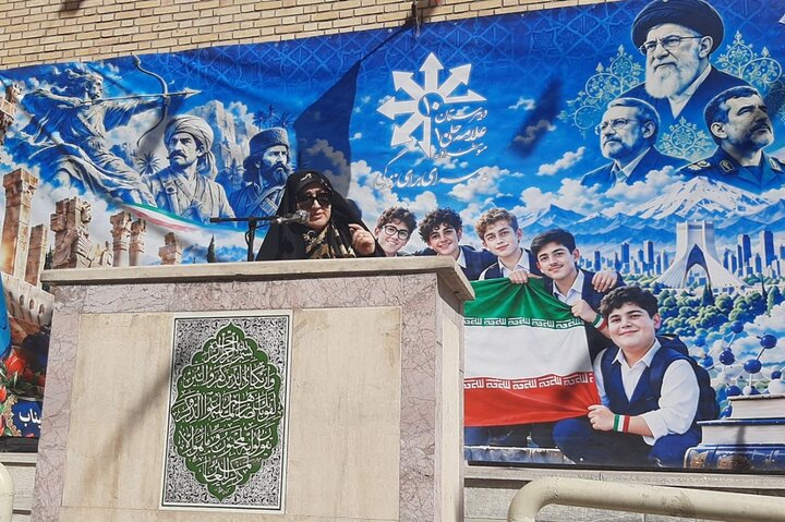 رفیعی: دانشآموزان میتوانند پیشقراولان مقابله با استکبار باشند