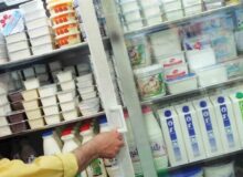 فروش انواع لبنیات با قیمتهای متفاوت و بعضا بالاتر از نرخ مصوب