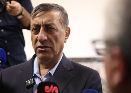 قائمپناه: پاسخ به جنگ اقتصادی دشمن تولید است