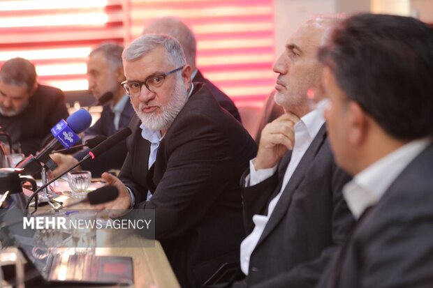 معتمدیان: اولویت تهران، تکمیل پروژه‌های اثرگذار بر زندگی مردم است