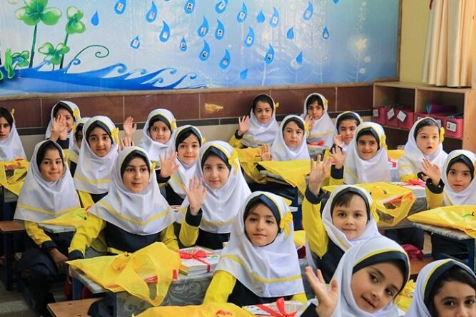 ورود ۲۵۸ هزار دانشآموز به مدارس بوشهر؛ افزایش سرانه فضای آموزشی ورود ۲۵۸ هزار دانشآموز به مدارس بوشهر؛ افزایش سرانه فضای آموزشی