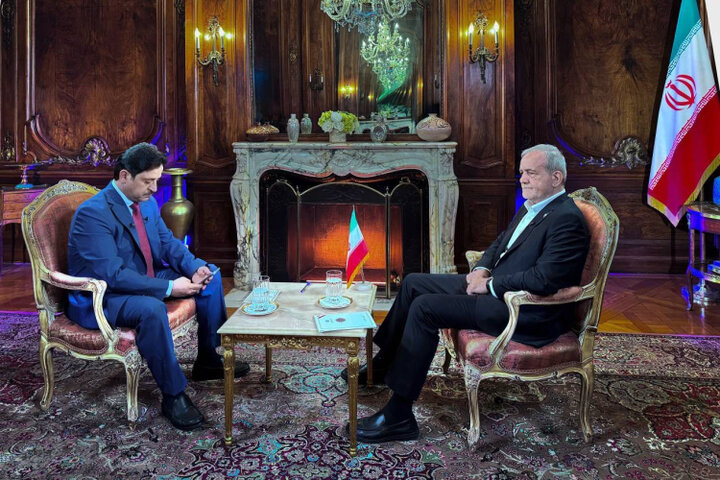 پزشکیان: آماده گفتگو درباره تنگه هرمز هستیم اما قلدری را نمیپذیریم