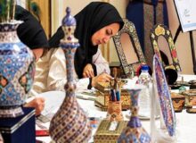 پشت غرفه‌های رنگارنگ، چه خبر است؟ اینجا هر محصول یک قصه دارد