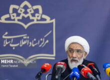پورمحمدی: ایران با وجود همه فشارها و سختی‌ها با عزت ایستاده است