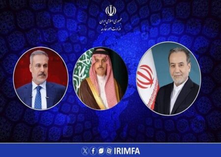 گفتگوی تلفنی عراقچی با همتایان سعودی و ترک