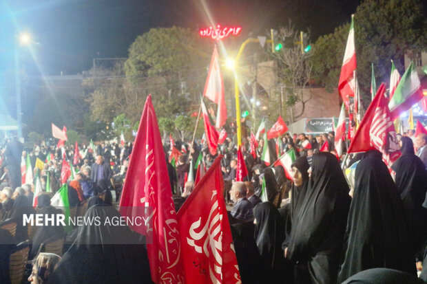 گنبدی‌ها در شب ۲۰۸، هم‌صدا پای آرمان‌های انقلاب ایستادند