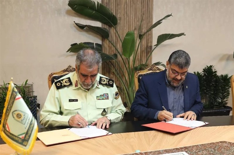 امضای تفاهمنامه همکاری میان مرکز وکلا و فرماندهی انتظامی تهران بزرگ