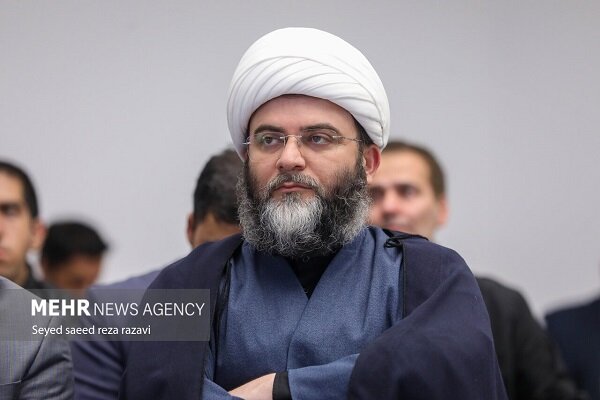 حجت الاسلام قمی: سخن گفتن از یوم الله ۷ اکتبر را متوقف نخواهیم کرد