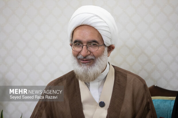 حکمرانی محلی با محوریت مسجد فقط با مساجد آباد امکان پذیر است