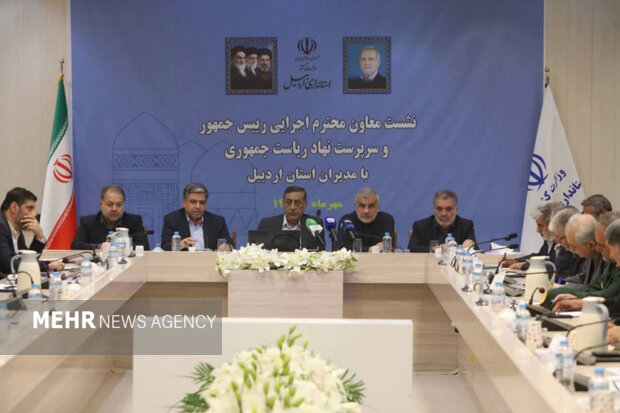 مصوبات شورای عالی امنیت ملی بدون اذن و امضای رهبری قانونی نیست