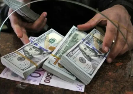 هشدار کارشناس بازارهای مالی درباره قیمت دلار؛ خرید هیجانی در این سطوح خطرناک است